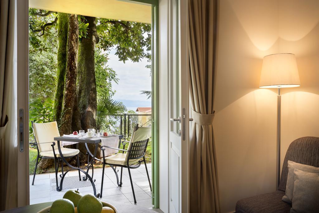 Remisens Villa Elsa Lovran Exteriör bild