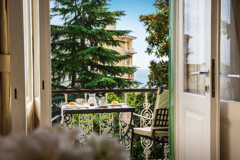 Remisens Villa Elsa Lovran Exteriör bild