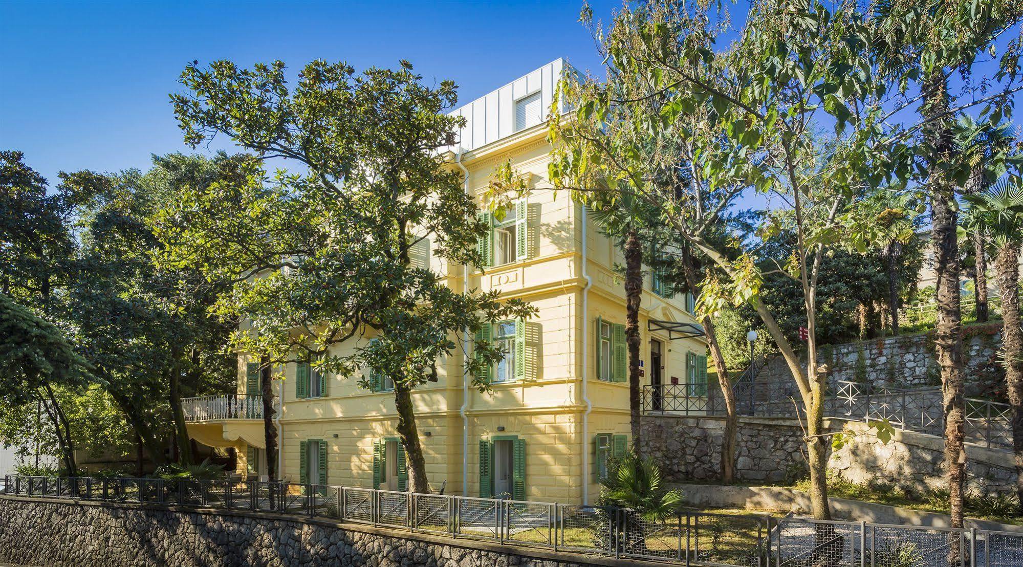 Remisens Villa Elsa Lovran Exteriör bild